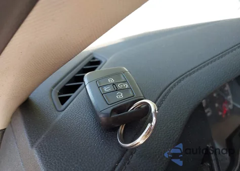 2019 Volkswagen Jetta 1.4T R-Line/1.4T S/1.4T Se из США, поврежденный, VIN 3VWC57BU0KM189155